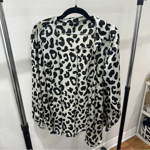 Zara Black and White Leopard Print Women's Top thumbnail 3