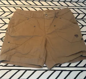 Mountain Hardwear tan hiking shorts in size large thumbnail 1
