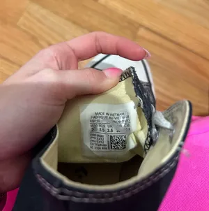 Converse thumbnail 7