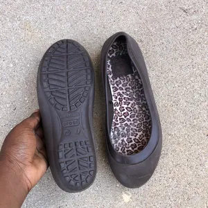 Crocs MAMMOTH LEOPARD Brown Ballet Flats Slip On Shoes Loafers Round Toe Women Sz 7 thumbnail 2
