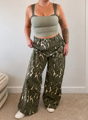 American Bazi Olive Camo Rhinestone Wide Leg Pants High Rise NWT Size L thumbnail 2