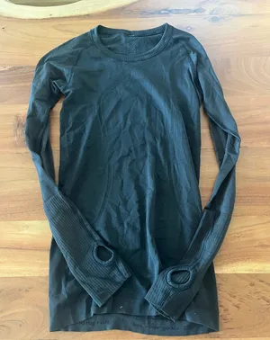 Lululemon Swiftly Tech Long Sleeve thumbnail 1