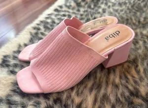 Pink heels Size 6 thumbnail 1