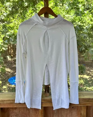 Free People We The Free Tara Split Back Turtle Neck Top White Size M thumbnail 4