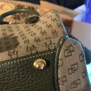 Dooney &‎ Bourke Green and Tan Handbag thumbnail 5