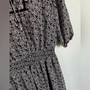 Westport Black and Pink Floral Long Sleeve Dress thumbnail 4