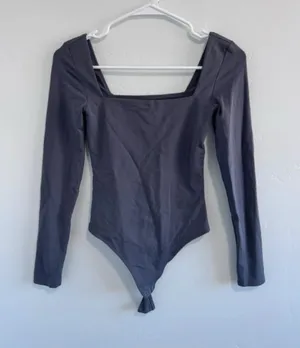 Aritzia Babaton Contour Grey Bodysuit XS thumbnail 1