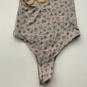 Frankies Bikinis Annie One Piece Spring Bloom Womens Small thumbnail 6
