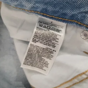 Old Navy High-Rise Slouchy Taper Jeans Light Wash Denim Women’s Size 4 thumbnail 9