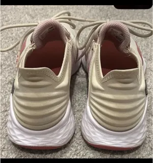 New Balance Figs Roav V1 Cream & Pink Sneakers thumbnail 3