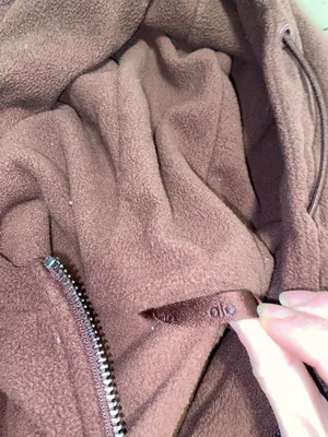 Hoodie thumbnail 4