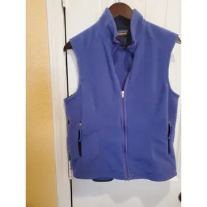 Patagonia Synchilla Vest Women’s LARGE PURPLE Full Zip Sleeveless Coat Outdoor thumbnail 4