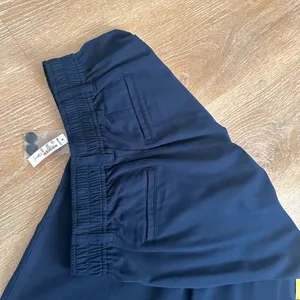 NWT Madewell Straight-Leg Pants High Rise, Drapeweave TENCEL™ Blend – Navy color thumbnail 10