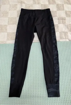 VUORI WOMEN'S ASYMMETRIC BLOCK‎ LEGGINGS size S thumbnail 1