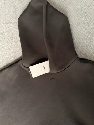 Nike Oversized Tech Fleece Crop Hoodie thumbnail 2