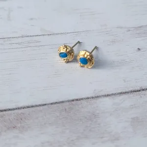 Vintage Stud Earrings 0.25" Dainty Gold Tone Halo Blue Center - Fair Condition thumbnail 3