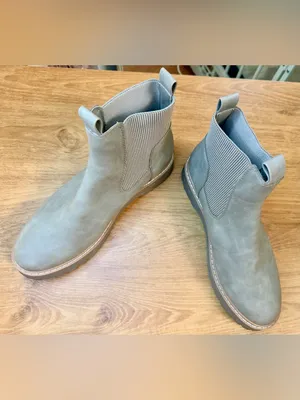 Dolce Vita Leigha Chelsea Ankle Boots – Light Grey / Stone Faux Leather Size 9 thumbnail 3