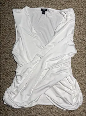Express Body Contour Top MEDIUM thumbnail 1