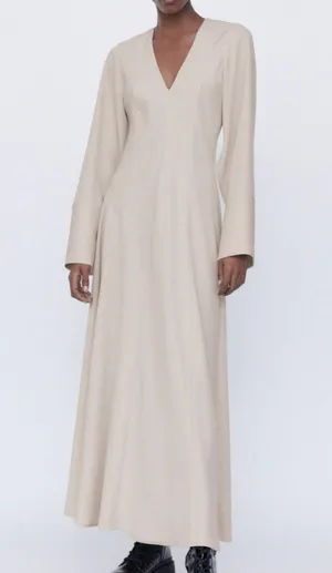 Zara NWT Bloggers Fav Voluminous Cream Midi Dress thumbnail 3