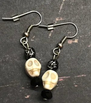 Skulls dangle earrings handmade MunandMe costumes thumbnail 1