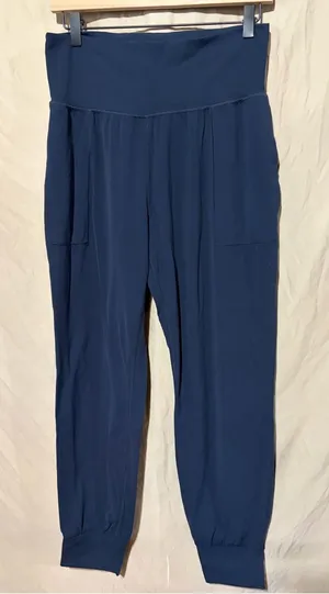 Athleta joggers thumbnail 1