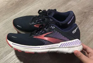 brooks adrenaline gts 22 size us 9.5 thumbnail 3