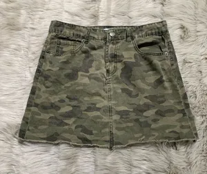 Mud Pie Women's Camouflage Skirt Small thumbnail 1