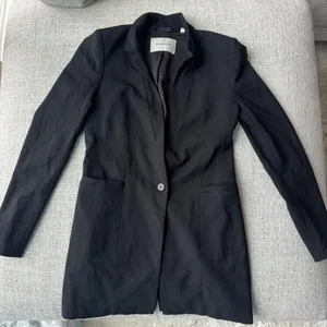 Aritzia Babaton Wool Blazer Black Single Button Tailored Longline Size 4 thumbnail 1
