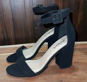 Black Heel Ankle Strap - new In Box thumbnail 1