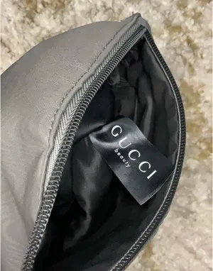 Gucci Makeup Bag thumbnail 5