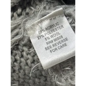 FANG Grey White Striped Fuzzy‎ Knit Crew Neck Sweater Womens Medium Pullover thumbnail 6