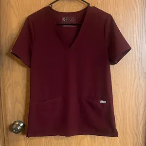 Figs Women's Burgundy Casma Three Pocket Scrub Top Small‎ thumbnail 2