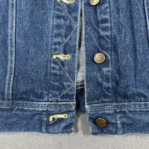 Vintage Lee Trucker Jacket Womens 11/12 Blue Denim Trucker USA‎ Union Made thumbnail 2