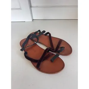 Free People Isle of Capri velvet sandals size 38 (7.5) thumbnail 2