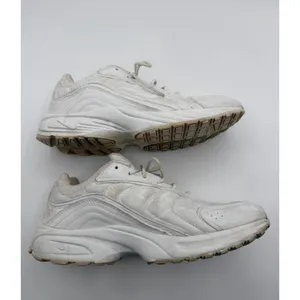 Nike Air Monarch I 305294-111 Sneakers Women's 9 White Gym Walking Running Shoes thumbnail 2