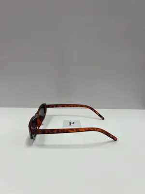90s slim leopard oval sunglasses / 90s style retro oval sunglasses thumbnail 3
