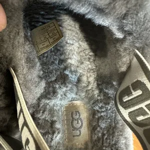 UGG Gray FLUFF  YEAH SLIDE thumbnail 5