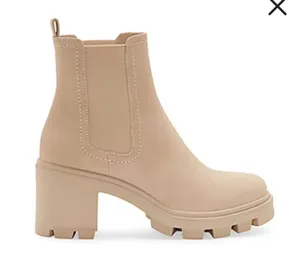 Chelsea Boots Tan Size 10 thumbnail 1