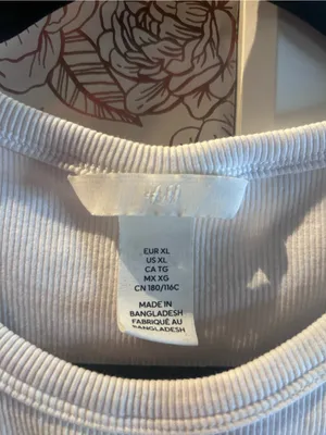 Women’s White Ribbed Cropped Tank Top - H&M thumbnail 2