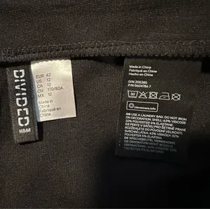 H&M Mini Skirt thumbnail 4