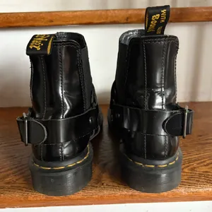 Dr. Martens Black Leather Harness Boots Size 6 EUC thumbnail 5