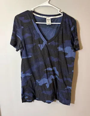 y2k victoria’s secret pink basic tee thumbnail 1