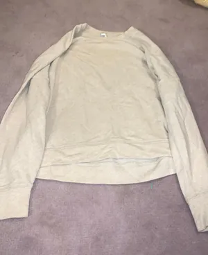 Fabletics Crewneck thumbnail 1