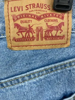 Levis '94 Baggy Wide Leg BarrelJeans Womens 26 Blue Medium Wash Denim thumbnail 4