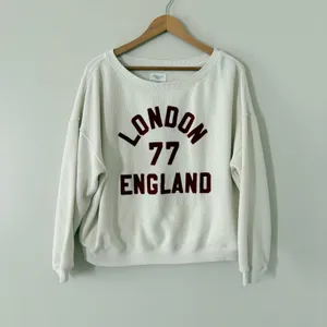 American Eagle Sweatshirt AE Off The Shoulder London 77 England Small Cream thumbnail 3