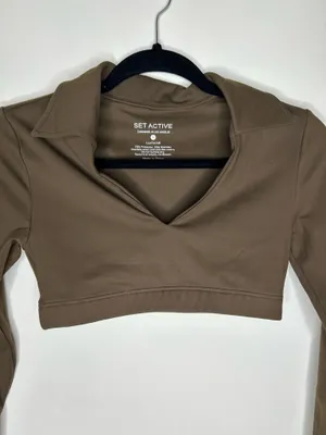 SET ACTIVE long-sleeved, collared brown crop top size small thumbnail 5