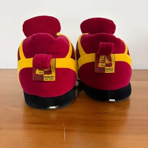 Florida State Seminoles FSU Wild Cats Inc Plush Sneaker Slippers Garnet Gold L thumbnail 4