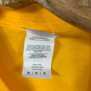 Welcome to Mizzou Gold T Shirt w Columns Graphic Tee Size Medium thumbnail 7