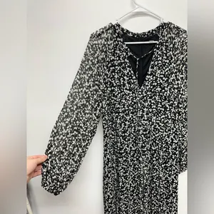 Tommy Hilfiger Women's Black Floral-Print A-Line Dress Size 14 thumbnail 8