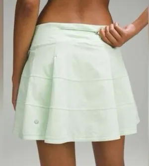 Lululemon skirt thumbnail 1